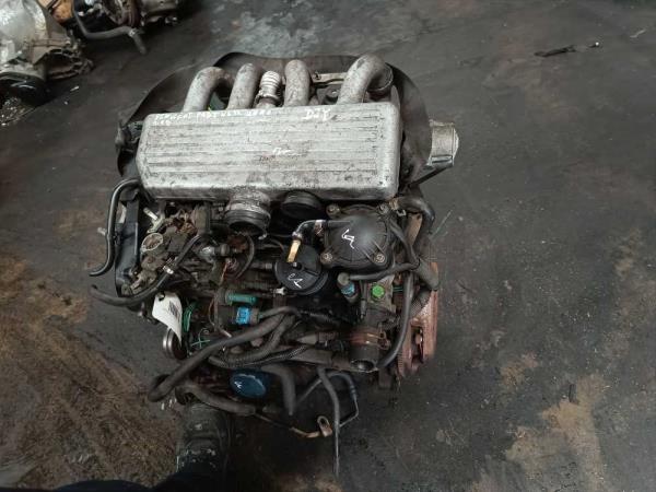 MOTEUR CITROEN / PEUGEOT 1.9D CODE DJY 10CHUBD - Vue 1